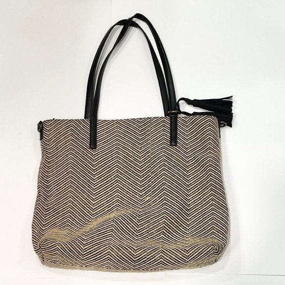 Lucky Brand black & tan large crossbody tote handbag - Picture 3 of 10